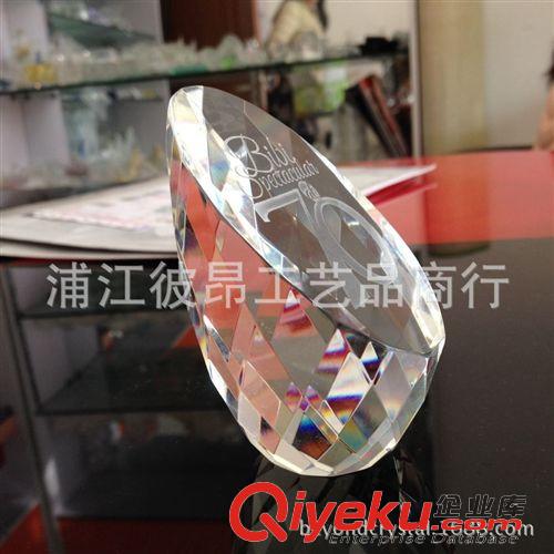 水晶鎮(zhèn)紙 斜面水晶鎮(zhèn)紙水晶手工刻面商務(wù)禮品定制可加logo刻字貼彩印原始圖片2
