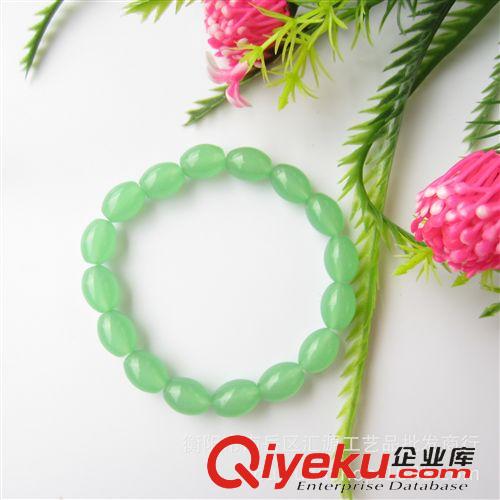 地?cái)偀豳u {ctr}米型玉珠子手鏈 8*10mm 地?cái)偸诛椘窡豳u玉器產(chǎn)品原始圖片2