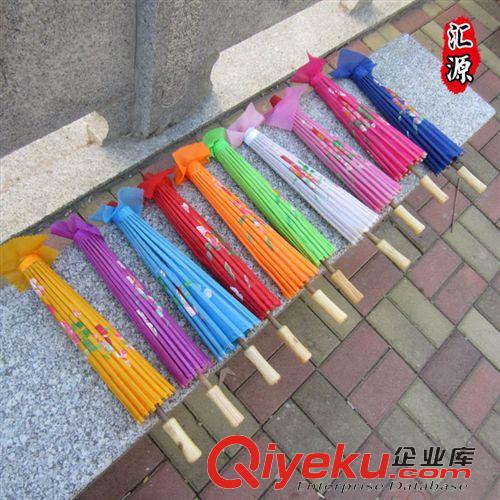 舞蹈傘/油畫傘/道具傘 廠家供應(yīng)古典  舞蹈傘 綢布傘  攝影婚慶道具吊頂裝飾跳舞油紙傘原始圖片2