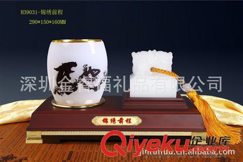 水晶工藝品 【會議禮品】木質辦公擺件/合金握手/合作工贏文具臺H3080原始圖片3
