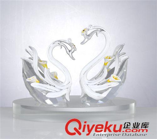婚慶工藝品天鵝系列 優(yōu)質(zhì)推薦水晶天鵝婚慶禮品 白水晶婚慶禮品 典雅婚慶禮品原始圖片3