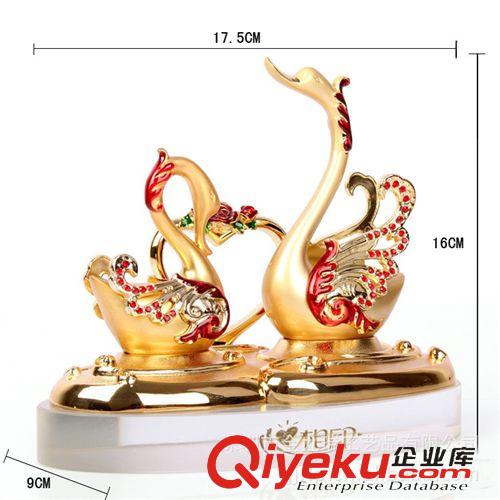 婚慶工藝品天鵝系列 【價(jià)格優(yōu)惠】供應(yīng)心相印小天鵝婚慶禮品 琺瑯彩婚慶禮品 婚慶禮品