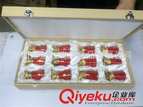 酒杯系列 時尚創(chuàng)意紅瓷十二生肖 gd禮品古金紅瓷十二生肖 精美工藝品原始圖片2