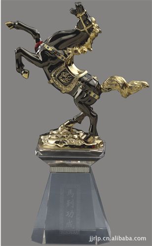 家居商務(wù)系列 【新款推薦】gd金屬工藝品 馬到成功alloy metal trophy 工藝品原始圖片2