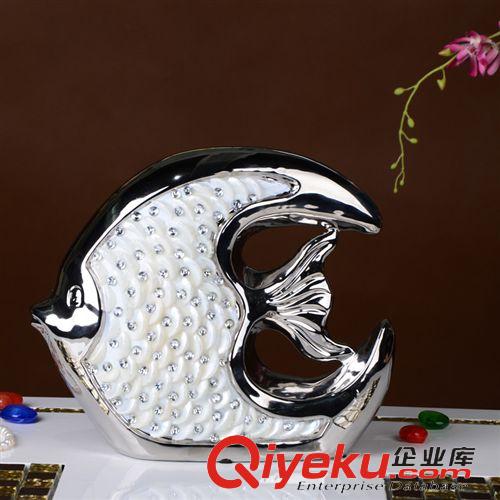 造型分類 歐式家居裝飾品貼貝殼鑲鉆年年有魚擺件 陶瓷工藝品批發(fā)原始圖片2