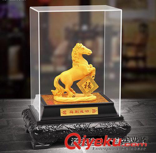 絨沙金工藝品 大量供應(yīng) 絨沙金禮品 馬到成功工藝品 金馬擺件原始圖片3