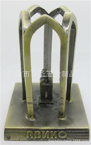 gd工藝品 ISO認證百圣五金專業生產gd五金工藝品 鉛錫合金橄欖球 工藝品