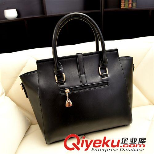 分銷產(chǎn)品 2015秋季新款時尚潮單肩女包歐美氣質(zhì)OL通勤大包大氣簡約手提包包