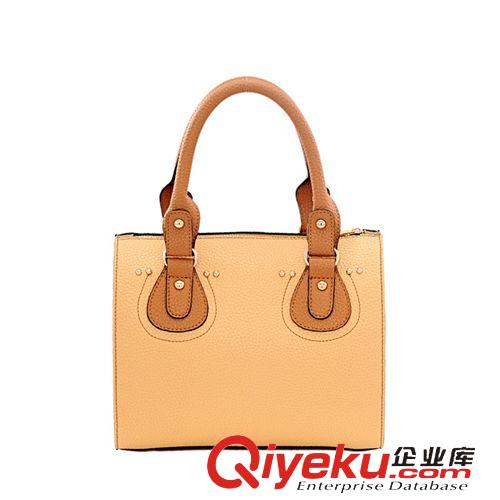 限時(shí)打折 carolee小包包2015新款潮女歐美復(fù)古郵差包圓筒包手提單肩包代銷原始圖片3
