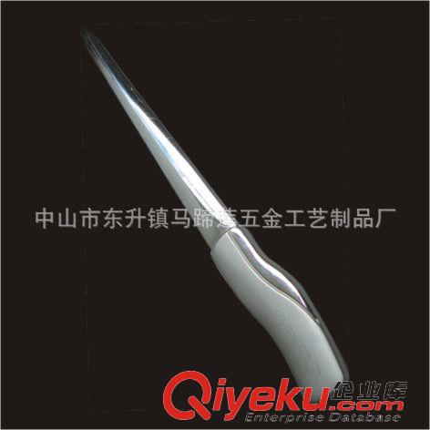 新品上市 自主生產大量供應LED鑰匙扣 車標LED鑰匙扣 獨立包裝 精美鑰匙扣