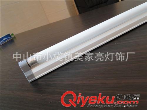 精品推薦 廠家直銷 新款優(yōu)質(zhì)LED吸頂燈 歡迎選購
