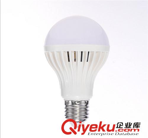 LED球泡燈 3W5W7W9W12W塑膠5730LED球泡原始圖片2