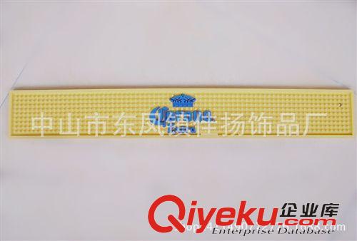 酒吧墊 專業(yè)生產(chǎn)PVC軟膠酒吧墊 啤酒廣告促銷禮品 酒吧znq典贈(zèng)品原始圖片3
