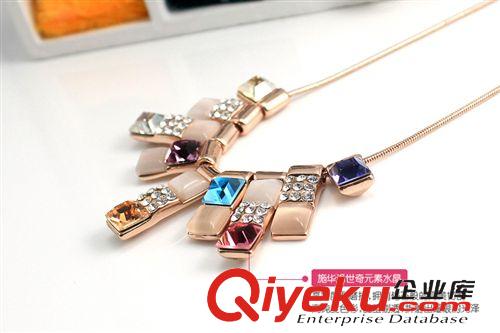 新品專區 viennois威妮華時尚OL精美彩色水晶貓眼石暢銷款項鏈zp批發