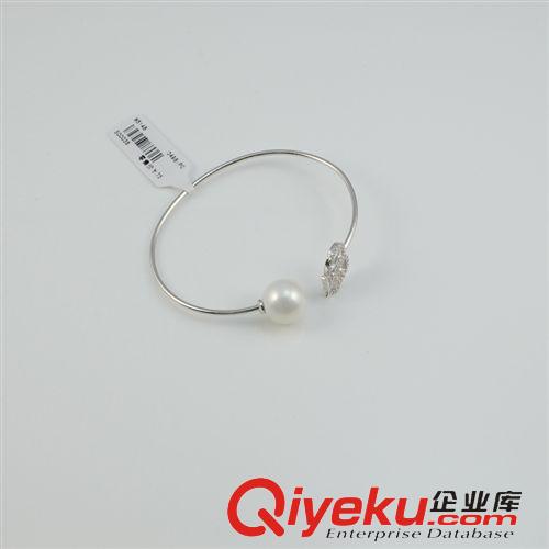 Sibo手鏈 sibo思柏精美時(shí)尚OL開(kāi)口微鑲鋯石蝴蝶紛飛珍珠手鐲飾品廠家直銷原始圖片2