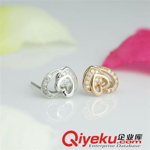 純銀耳飾專區(qū) 耳釘批發(fā) 925純銀耳釘韓國出口 微鑲耳飾 玫瑰金心連心 高檔耳釘原始圖片3