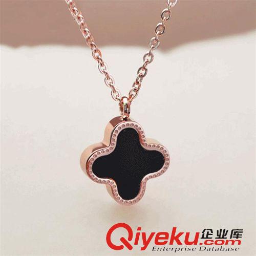 鈦鋼飾品 四葉草玫瑰金項鏈18K 黑白貝雙面項鏈 鈦鋼飾品 微商淘寶一件代發原始圖片2