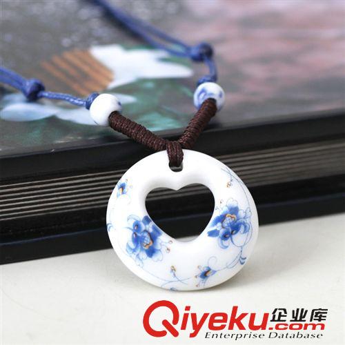 景德鎮(zhèn) 陶瓷 飾品 景德鎮(zhèn)陶瓷飾品批發(fā) 民族風(fēng)青花瓷吊墜毛衣鏈 復(fù)古項(xiàng)飾 一件代發(fā)