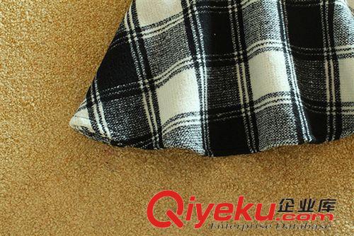 10月新款 格子短裙