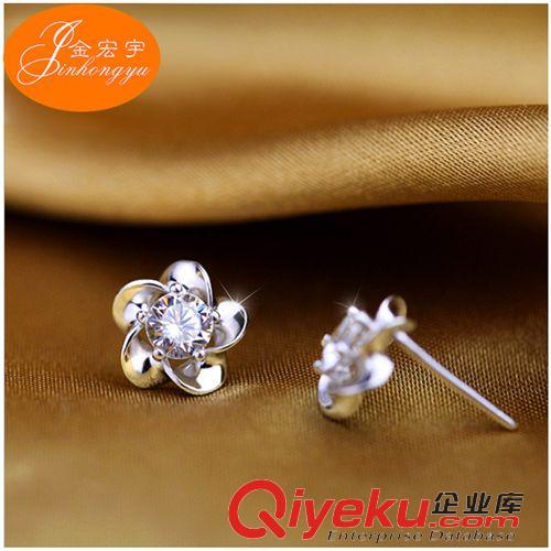 國(guó)庫(kù)純銀【大眾款】 廠家直銷 金宏宇925銀梅花瑞士鉆耳釘 女款 甜美小清新日韓飾品