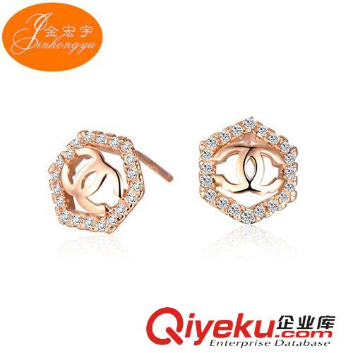 S925耳飾 鑲鉆字母耳釘 {dj0}品質(zhì)高貴氣質(zhì) 時(shí)尚品牌純銀飾品首飾耳釘 批發(fā)原始圖片2