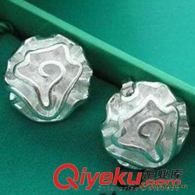 鎮(zhèn)店之寶（推薦） 耳環(huán) 環(huán)保白銅鍍銀 氣質(zhì)玫瑰花銀女生小耳釘 進口飾品 YE620原始圖片2