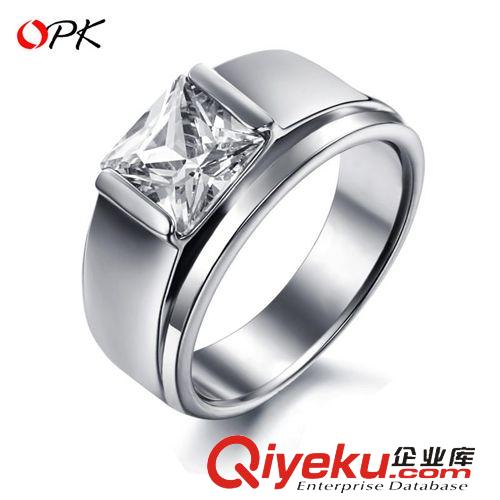 女士鈦鋼首飾 明星同款飾品 鏤空山茶花戒指 鍍玫瑰金奢華指環(huán) 訂單批發(fā)GJ392