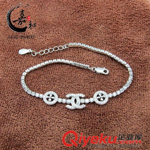1.20新上 嘉和首飾創(chuàng)意時(shí)尚字母葉子飾品 韓版簡約清新歐美羅馬手鏈原始圖片2
