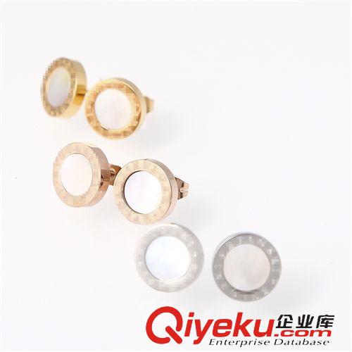 耳釘 速賣通外貿貨源出口混批 gd首飾 寶記字母圓盤白貝不銹鋼耳釘