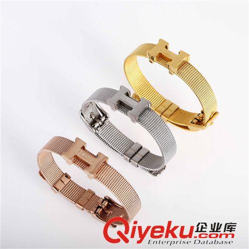 愛馬S 速賣通外貿(mào)貨源出口首飾批發(fā)經(jīng)典歐美馬家H字母絲網(wǎng)表帶鈦鋼手鐲