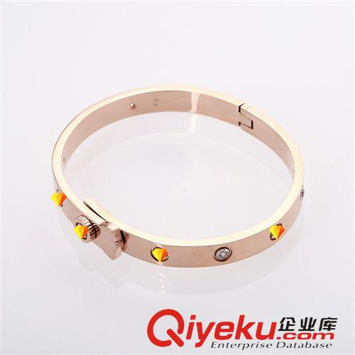 卡‘S 歐美dp外貿(mào)出口批發(fā) 卡d亞 三釘三鉆螺絲開(kāi)口不銹鋼手鐲
