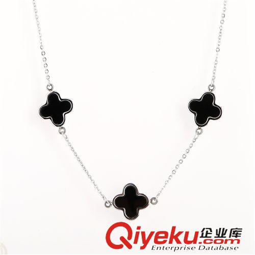 四葉草 速賣通外貿(mào)飾品貨源批發(fā) 毛衣鏈日韓可愛黑膠四葉草不銹鋼項鏈原始圖片2