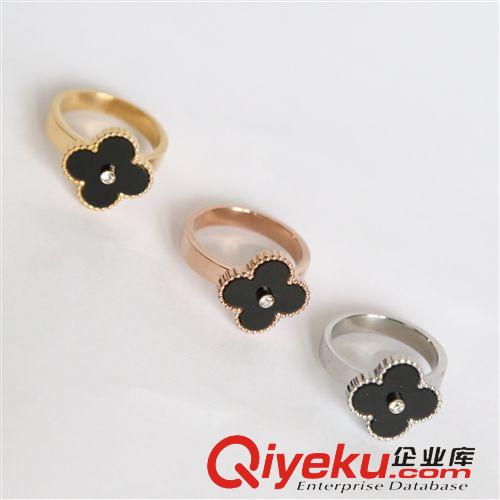 四葉草 專賣廠價批發(fā) 三色可選 歐美鑲鉆圓環(huán)耳釘 不銹鋼鏤空四葉草耳墜