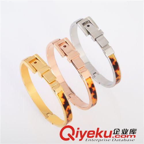 MK 速賣通外貿(mào)貨源出口批發(fā) 歐美風(fēng) 卡扣 mk豹紋樹脂拼不銹鋼手鐲