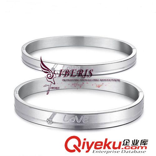 公司產(chǎn)品展示 電鍍黑色手鐲 開口手鐲 不銹鋼手鐲 鈦鋼手鐲 十字經(jīng)文手鐲原始圖片3
