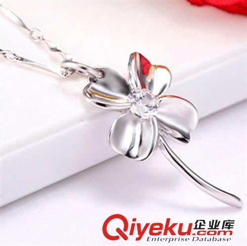 S925純銀品區(qū) 廠家直銷批發(fā) S925純銀項鏈 四葉草項鏈 zp女銀飾吊墜一件代發(fā)