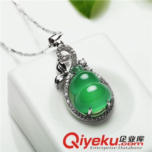 款式類別 tr綠玉髓葫蘆吊墜女款s925銀鑲玉髓掛墜 玉髓吊墜瑪瑙吊墜