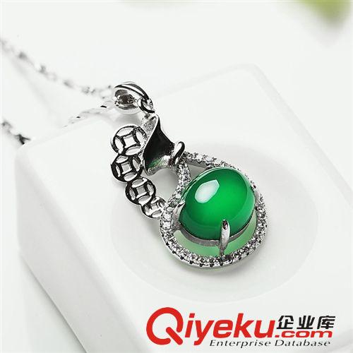 場(chǎng)合分類 {ctr}綠玉髓吊墜 財(cái)福運(yùn)來(lái)吊墜項(xiàng)墜 女項(xiàng)鏈飾品批發(fā) 綠色寶石
