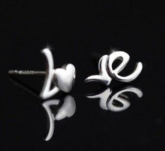 純銀專區(qū) 專柜正品耳釘s925純銀旋轉(zhuǎn)愛高檔復古耳釘 女款 暢銷純銀飾品原始圖片3