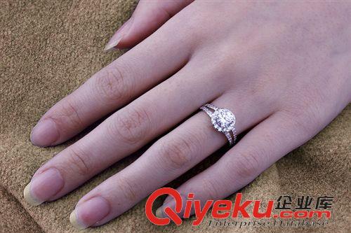 小商品熱銷(xiāo)專(zhuān)區(qū) S925純銀戒指 女 指環(huán) 個(gè)性dpgd鉆戒 八心八箭鋯石 微鑲飾品