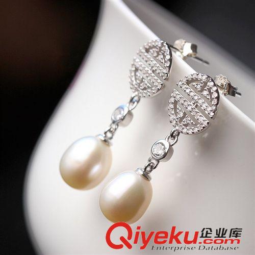 925純銀耳飾 納福閣銀飾批發(fā) tr精品珍珠耳環(huán) 925銀鑲?cè)鹗裤@水滴流蘇耳飾品