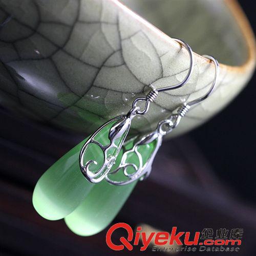 925純銀耳飾 納福閣銀飾批發(fā)  老銀匠手工鑲貓眼石銀耳墜 zp925純銀水滴耳環(huán)