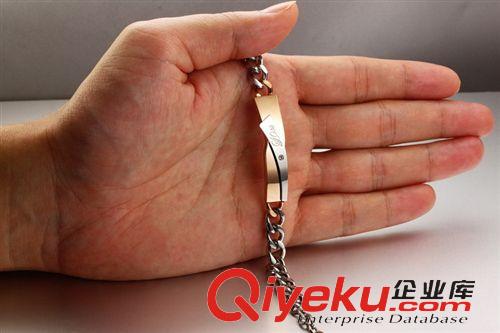 新款發(fā)布 時(shí)尚創(chuàng)意 黑色玫瑰金 鑲鉆 情侶款鈦鋼手鏈 加盟代理一件代發(fā)802原始圖片2