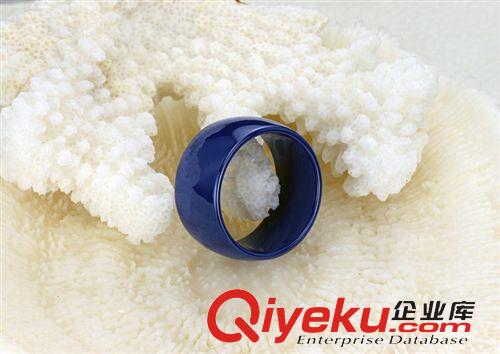 陶瓷系列 韓國時尚 高品質 藍色光滑面 寬版大氣 陶瓷男士戒指 廠家批發(fā)308原始圖片3