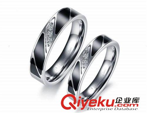 情人節(jié)飾品 外貿(mào)飾品時(shí)尚百搭款式鈦鋼情侶對(duì)戒男女生指環(huán)批發(fā)