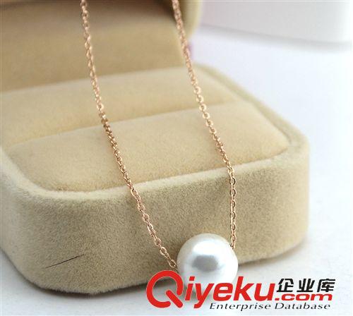 2015新款1月 新款飾品女款簡約珍珠項(xiàng)鏈時(shí)尚K玫瑰金鈦鋼鎖骨鏈高質(zhì)量熱賣原始圖片2