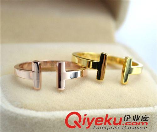 2015新款1月 新款飾品女款簡約珍珠項(xiàng)鏈時(shí)尚K玫瑰金鈦鋼鎖骨鏈高質(zhì)量熱賣