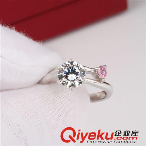 每月產(chǎn)品上新區(qū) 新款S925純銀鍍金銀飾 女王貴族款高碳鉆石搭配紅寶石雙托鉆戒指原始圖片3