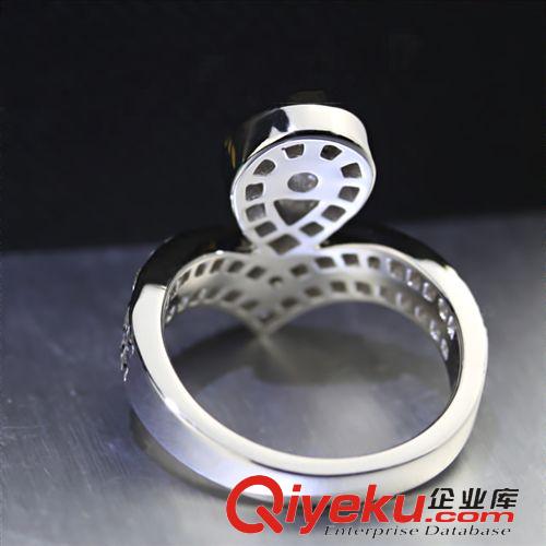 每月產(chǎn)品上新區(qū) 新款925純銀女鴿子蛋心形飾品 水滴稀有異形歐美鉆戒 婚戒 醉愛原始圖片2