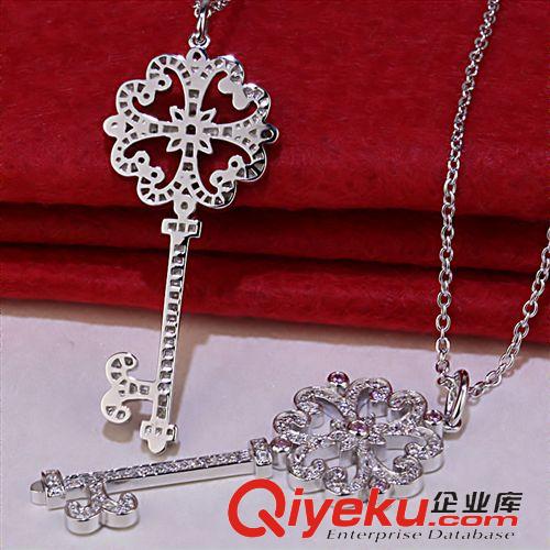 每月產(chǎn)品上新區(qū) 秋季流行新款宮廷花鎖匙毛衣鏈 明星同款純銀飾品批發(fā) 深圳廠家原始圖片2
